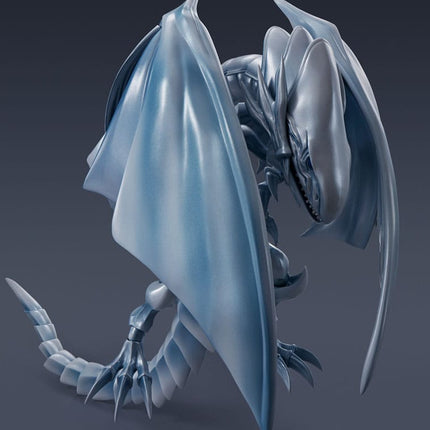 Blue-Eyes White Dragon Yu-Gi-Oh! S.H. MonsterArts Action Figure 22 cm